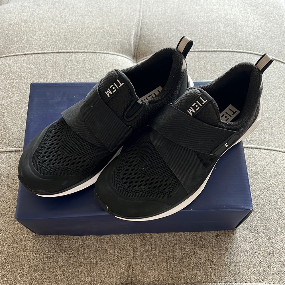 Tiem spin shoes. Worn very minimally and in great shape!